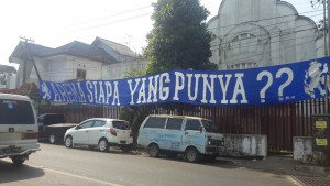 blue banner